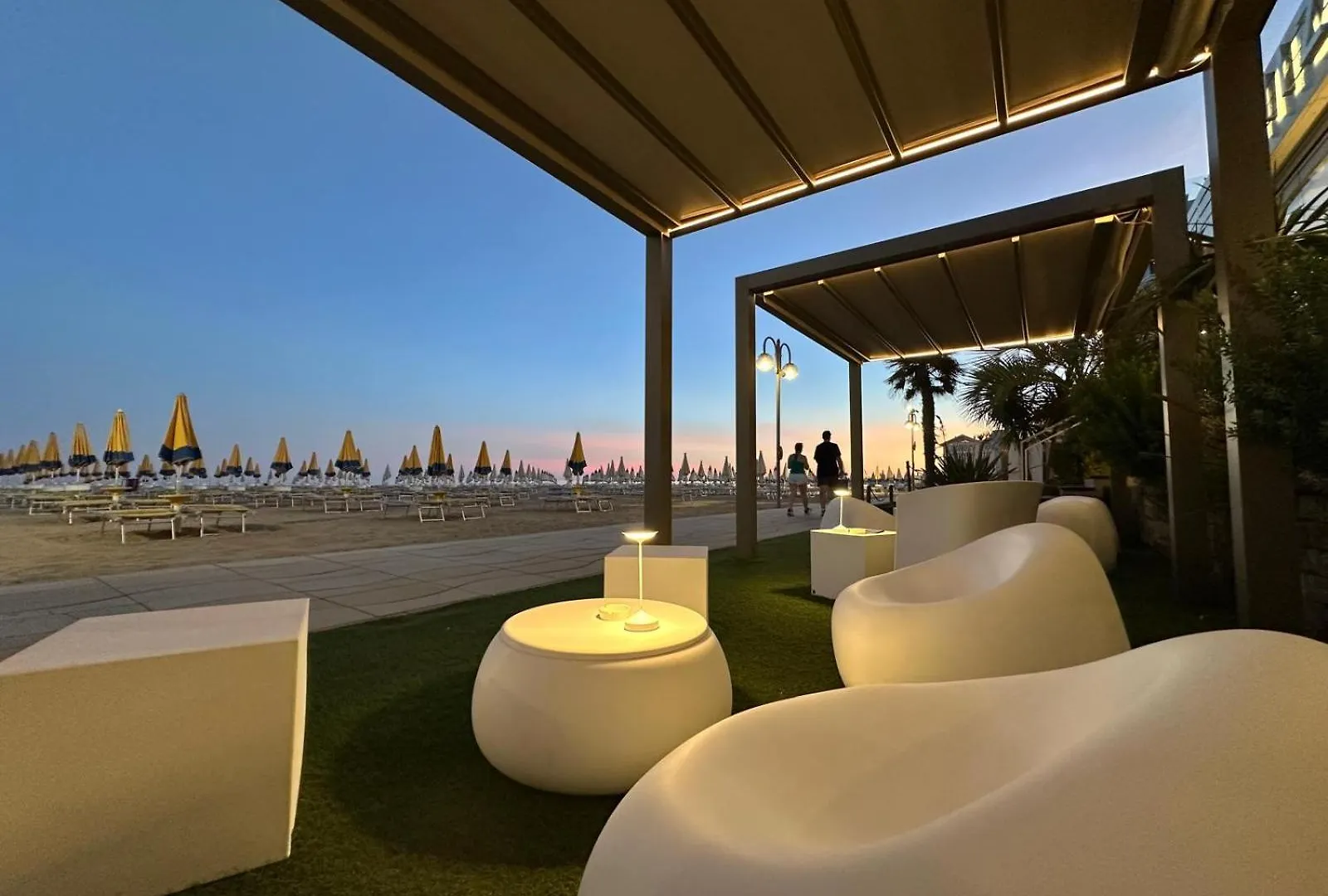 Soggiornare a Piazza Drago: 5 Hotel Economici a Confronto
